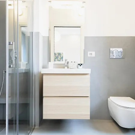 Easylife - Elegante Penthouse Sui Navigli Milánó