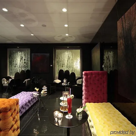 Otel Palazzo Matteotti, The Dedica Anthology, Autograph Collection