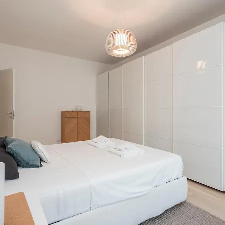 Apartment Youhosty - Grazioli 4