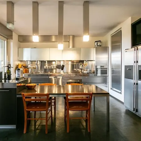 Penthouse Eleganza 4-bedroom Milano