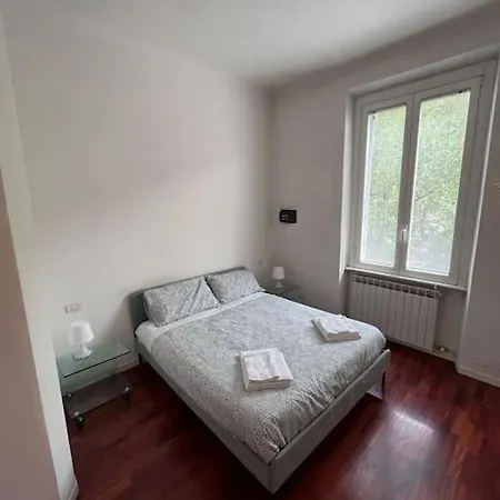 Cozy In Near Metro M4 Apartamento *