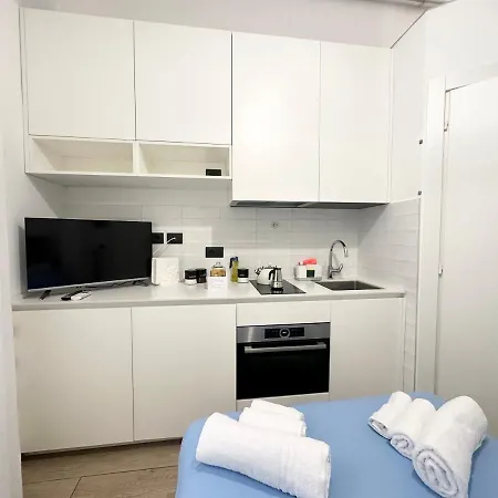 Apartment Small House Near The Station