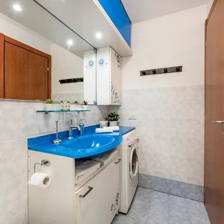 Apartment Giudice Donadoni, 12 - Universita E Svago *