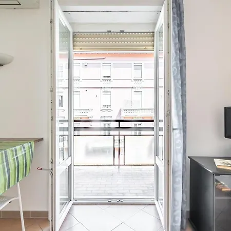 Cozy X4 - 450 Far From Lambrate Fs Apartmán *