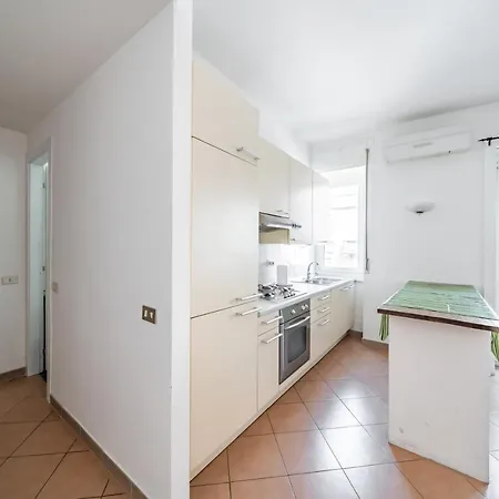 Apartmán Cozy X4 - 450 Far From Lambrate Fs