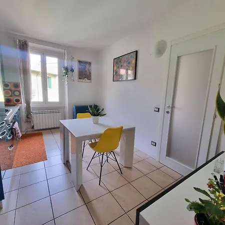 Zeudi's Place - Nearby The Station Appartement *
