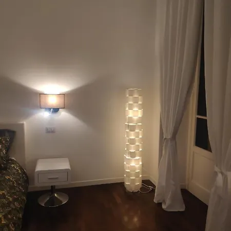 Duomo Lucania M3 - Barney's Апартаменты Милан