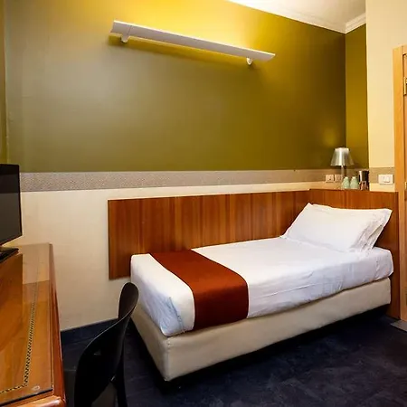 Western Major Hotel 4*