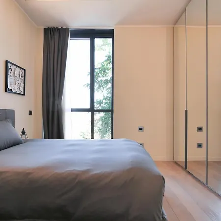 Διαμέρισμα Luxury In Bosco Verticale Isola *