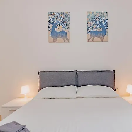 Wonderful - Isola District Apartment