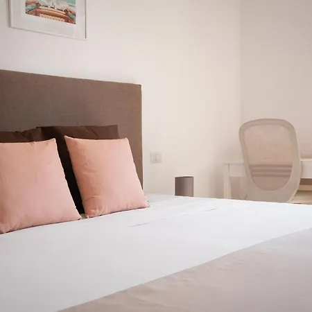 شقة Santa Tecla Living Taramelli 66 *