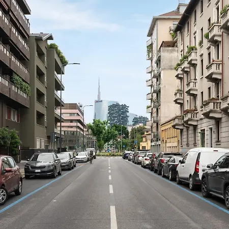 Santa Tecla Living Taramelli 66 شقة