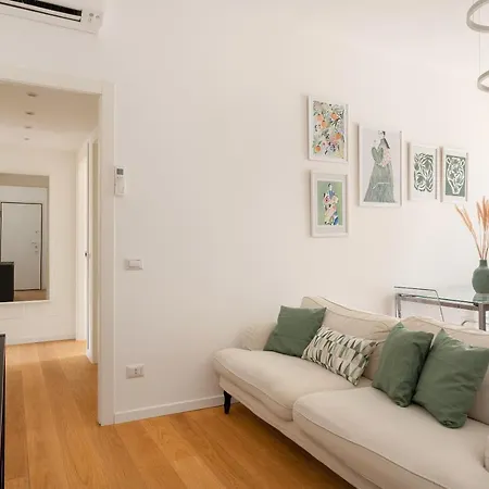 Santa Tecla Living Taramelli 66 شقة *