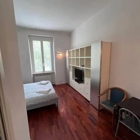 Cozy In Near Metro M4 Apartamento *
