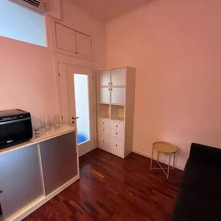 Cozy In Near Metro M4 Apartamento Milán