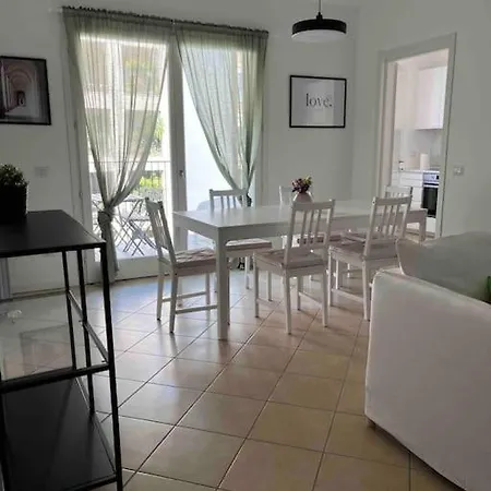 Apartment Luminoso Trilocale Affori Centro Milan
