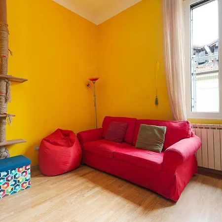 Viale Umbria Colorful *