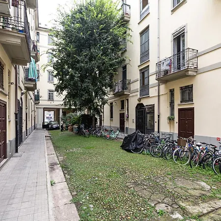 Viale Umbria Colorful