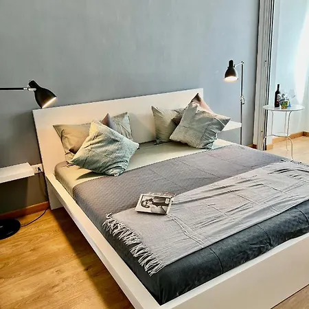 Cozy 3 Km Away From Duomo * Milano