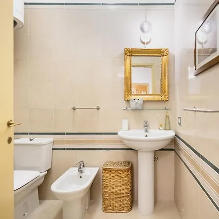Easylife - Dimora Di Classe In Zona Conciliazione Daire *