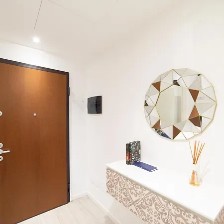 Hbhall 9 Apartment