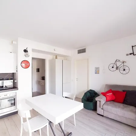 Hbhall 9 Apartment