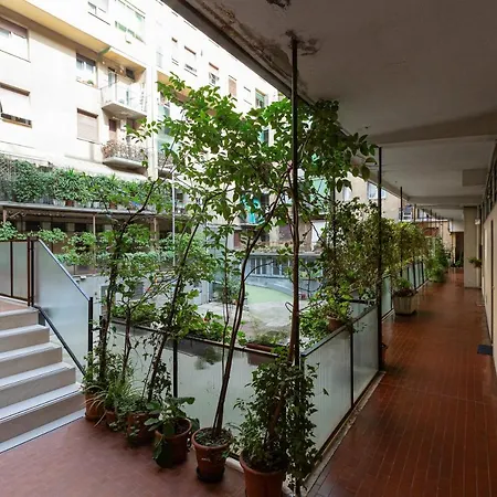 Lejlighed Guesthost - Cagnola Cozy With Balcony *