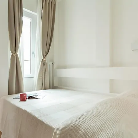 Apartamento Casa Serena - Meryggiare Milán