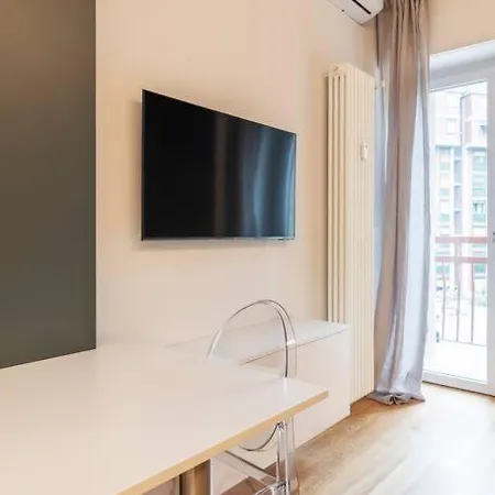 Apartment Elegante Monolocale Sui Navigli *