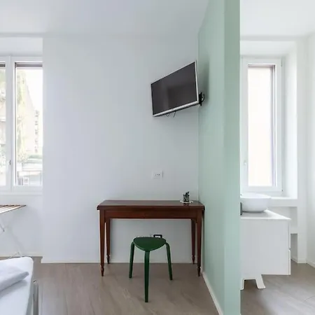 Cozy Apartment: Fioravanti12