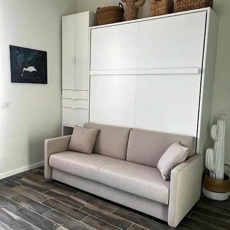 White Cactus House Апартаменты *