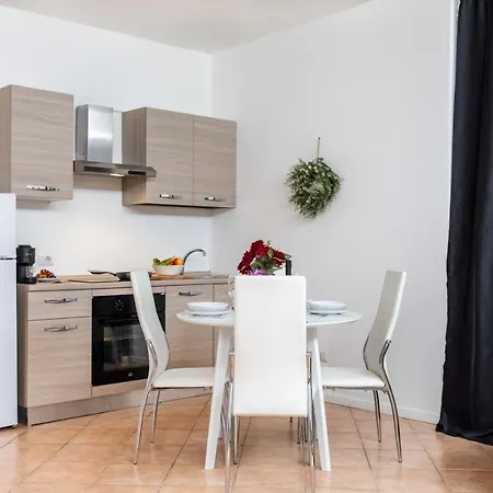 Loft Porta Romana - Cozy & Wi-fi アパート *