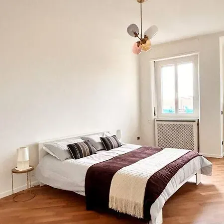 - Stazione Apartment *