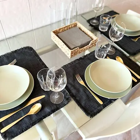- Stazione Apartment