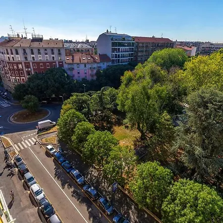 דירה Sunny & Updated Flat With Panoramic View 50m From M4 Stop *