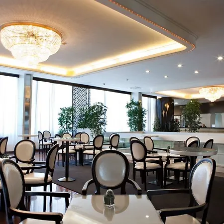 Hotel Atahotel Executive 4*