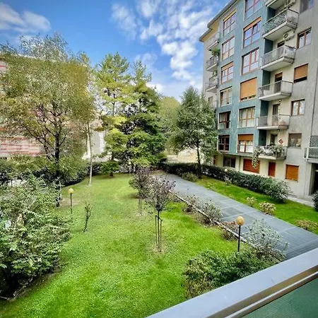 Luxury 1 Bedroom Apartment, Close To San Siro, Fiera And 10 Min Metro To Duomo Apartment Milan