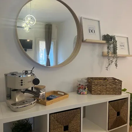 Regina In Bocconi Lägenhet *