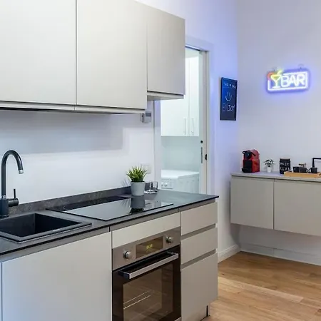 Moderno A City Life- Mico-3 Torri- Metro 700m Milaan