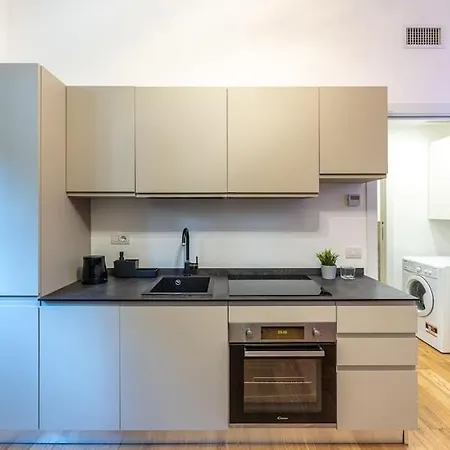 Moderno A City Life- Mico-3 Torri- Metro 700m Appartement Milaan