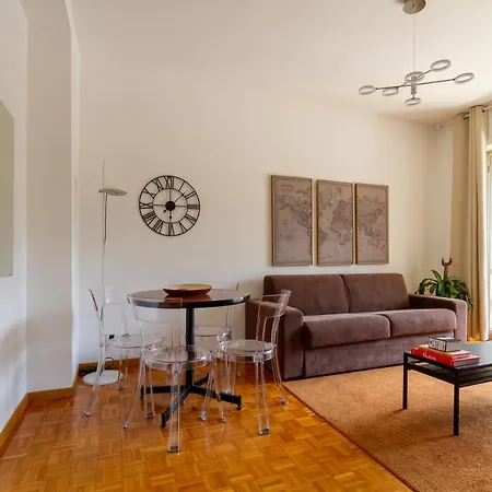 Palazzo Lombardia - Station - Bighome Apartment *
