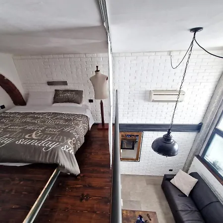 Appartamento Loft Centro, 10 Min From Duomo