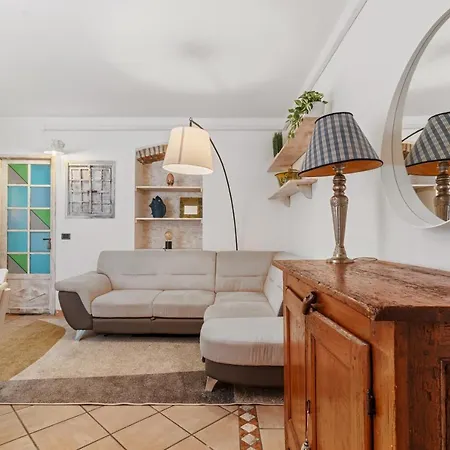 Daire Porta Genova Navigli Classy Flat *