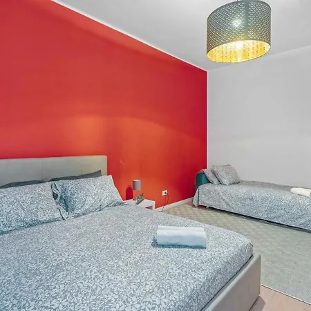 Tul18 - New With Modern Design - * ミラノ