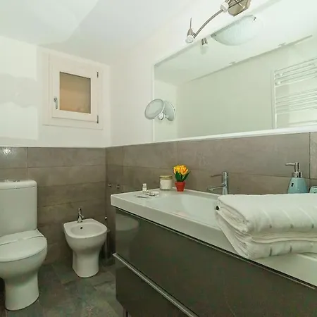 Apartment Brera-moscova Duomo 15 Minuti A Piedi Mailand