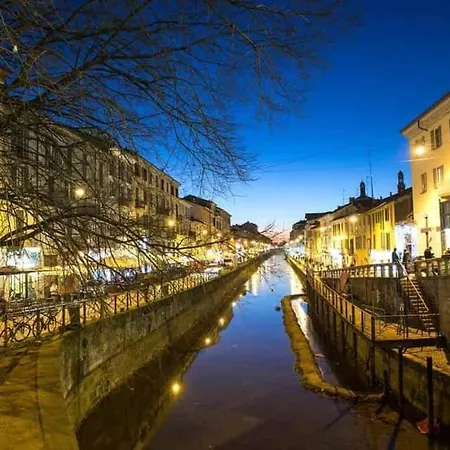 Daniela's Spazioso Ai Navigli 아파트 *