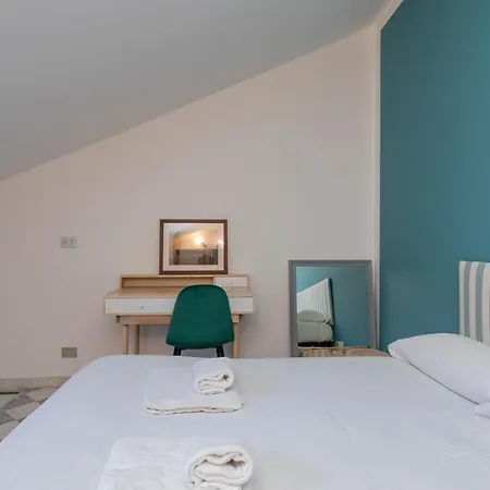 Ihost - Pasteur 15 *