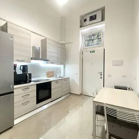 아파트 Accomodo Mil49 Loft Forlanini *