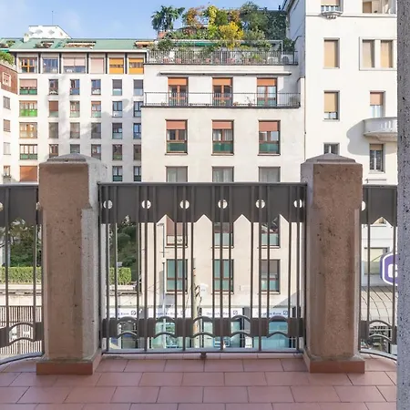 Elegante Trilocale Vicino A Piazzale Loreto * Milán