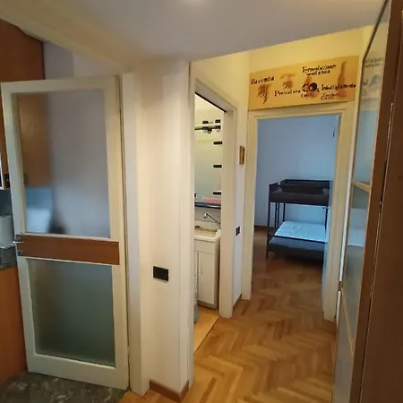 Red Wine Apartment